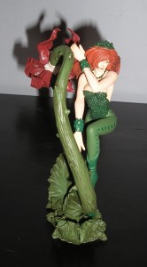 Poison Ivy - Kia Asamiya Figure 02